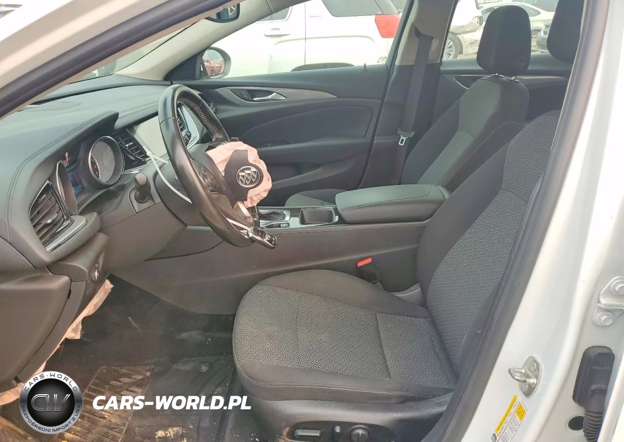 2018 Buick Regal Tourx Preferred VIN:W04GU8SX5J1090845 - 7