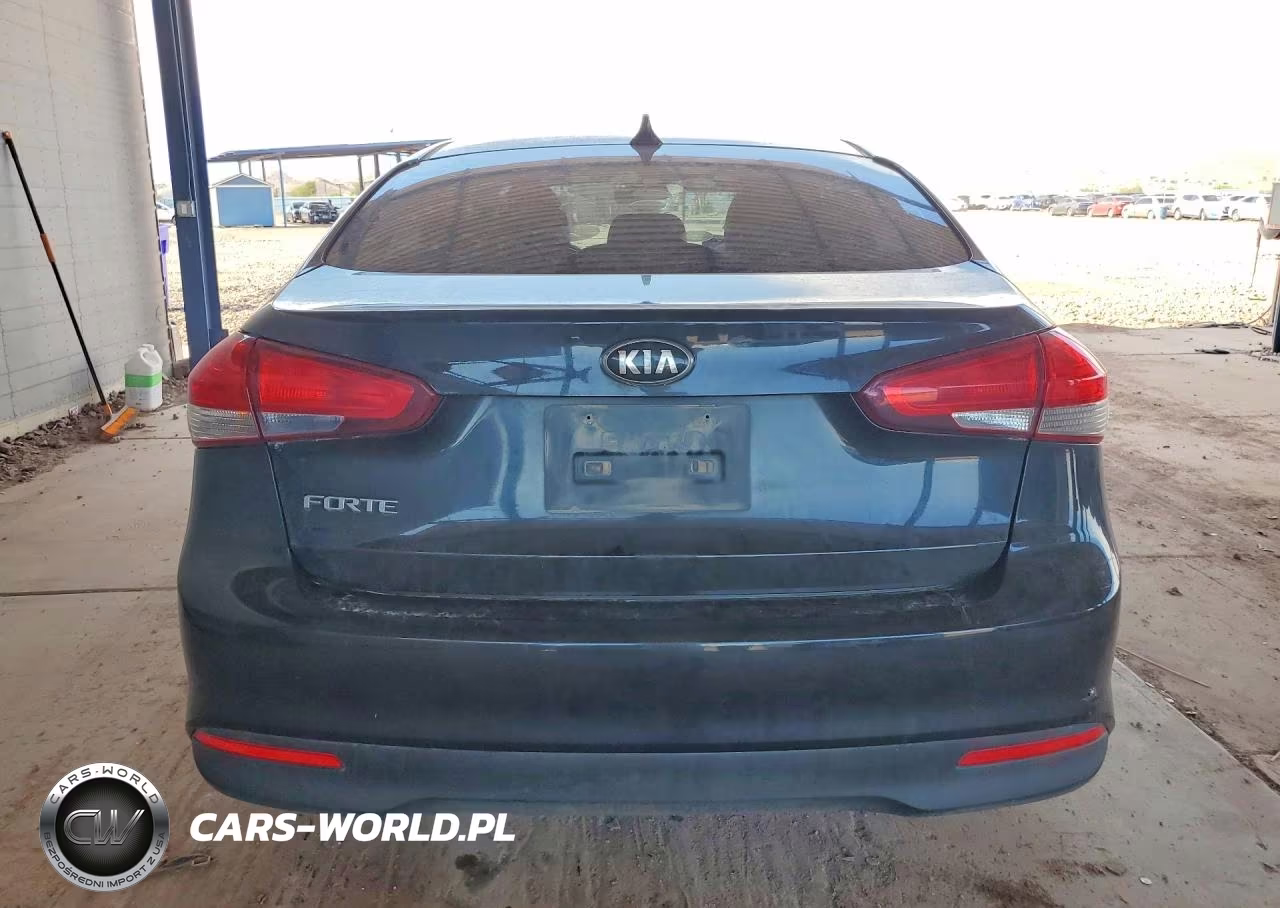 2017 Kia Forte Lx VIN:3KPFK4A79HE092638 - 6