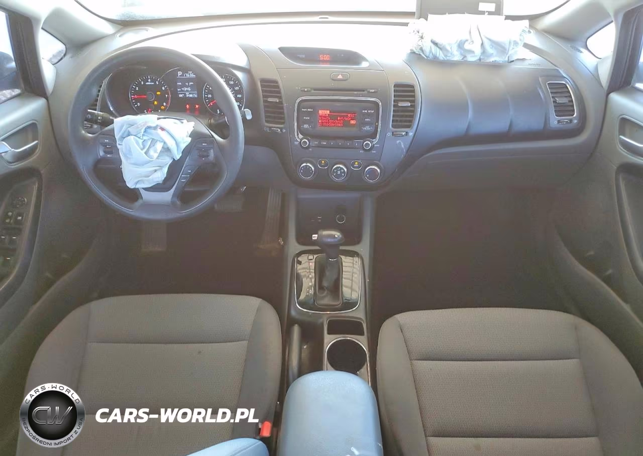 2017 Kia Forte Lx VIN:3KPFK4A79HE092638 - 8