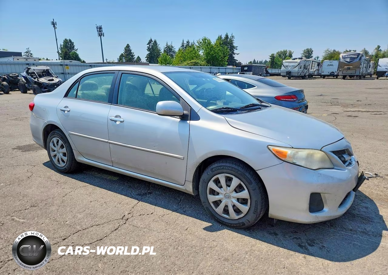 2011 Toyota Corolla Le VIN:JTDBU4EE7B9165843 - 4