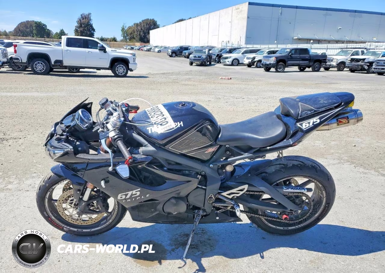 2009 Triumph Motorcycle Daytona 675 VIN:SMTD00NS19J407457 - 3