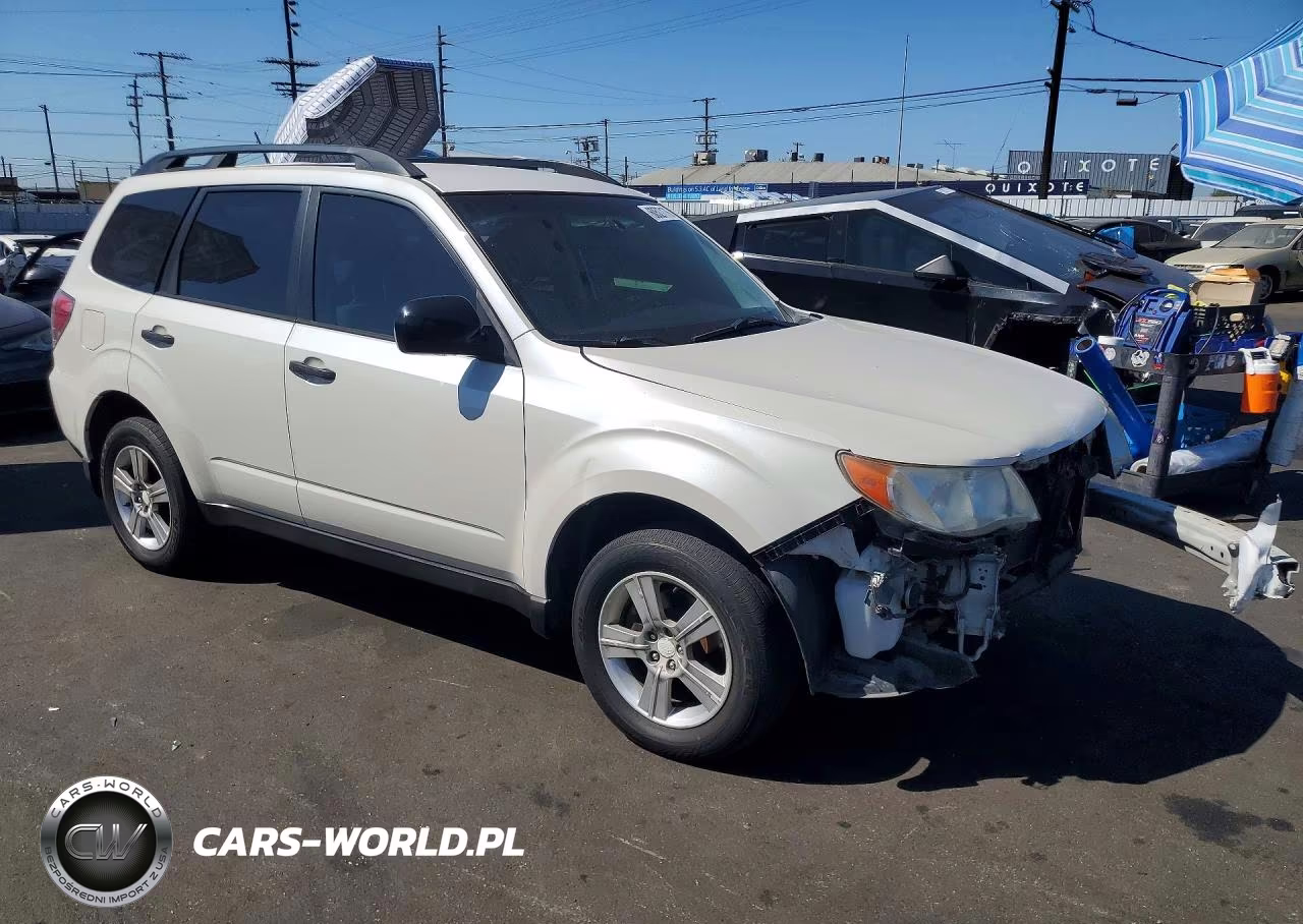 2013 Subaru Forester 2.5X VIN:JF2SHABC1DH432944 - 4