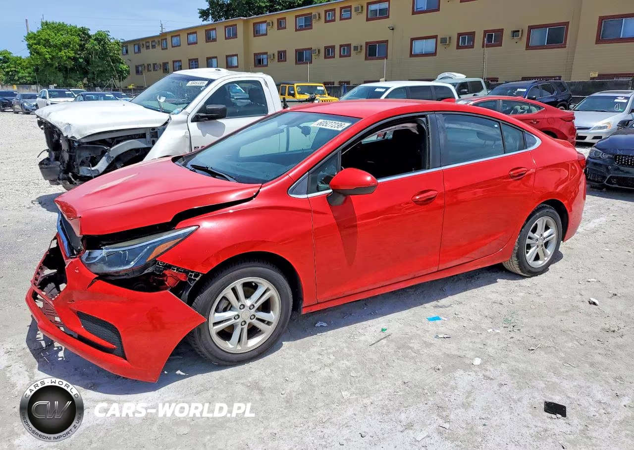 2018 Chevrolet Cruze Lt – zdjęcie 1 z 12