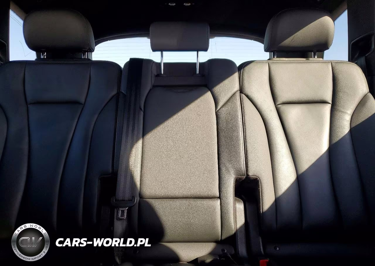 2021 Audi Q7 Premium VIN:WA1AJAF73MD038813 - 10