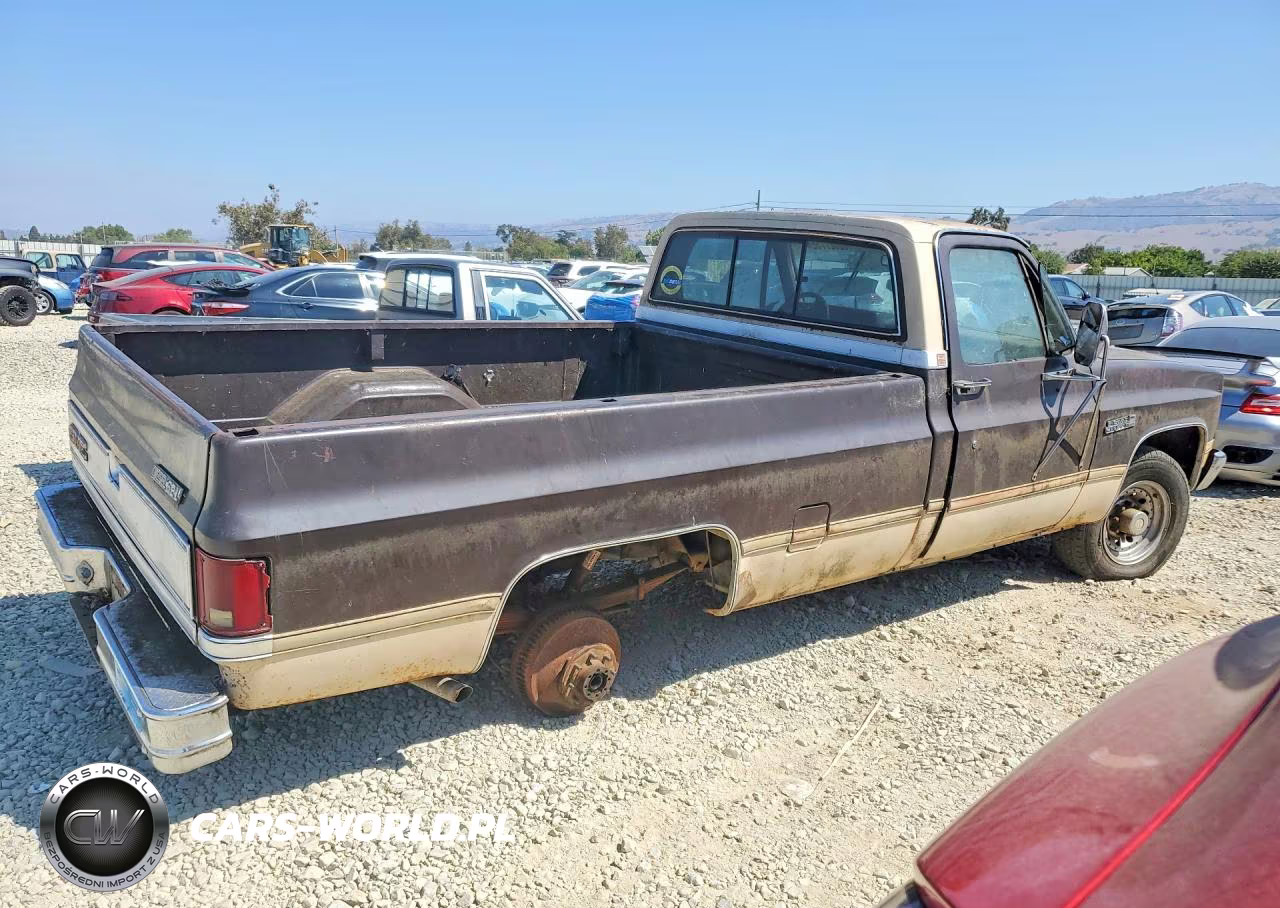 1985 GMC C2500 VIN:1GTGC24J1FJ510767 - 3