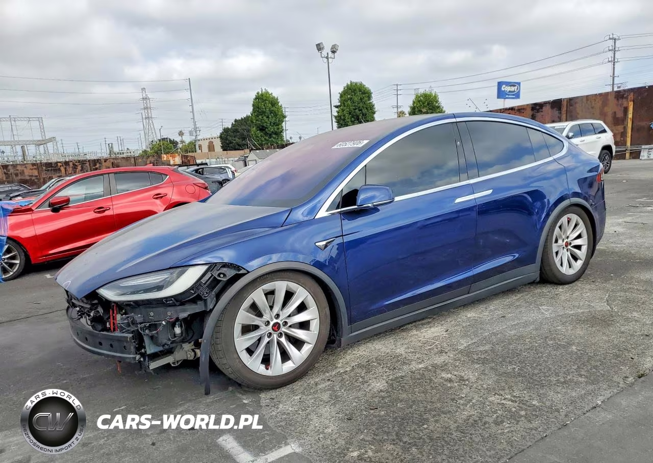 2017 Tesla Model X – zdjęcie 1 z 12