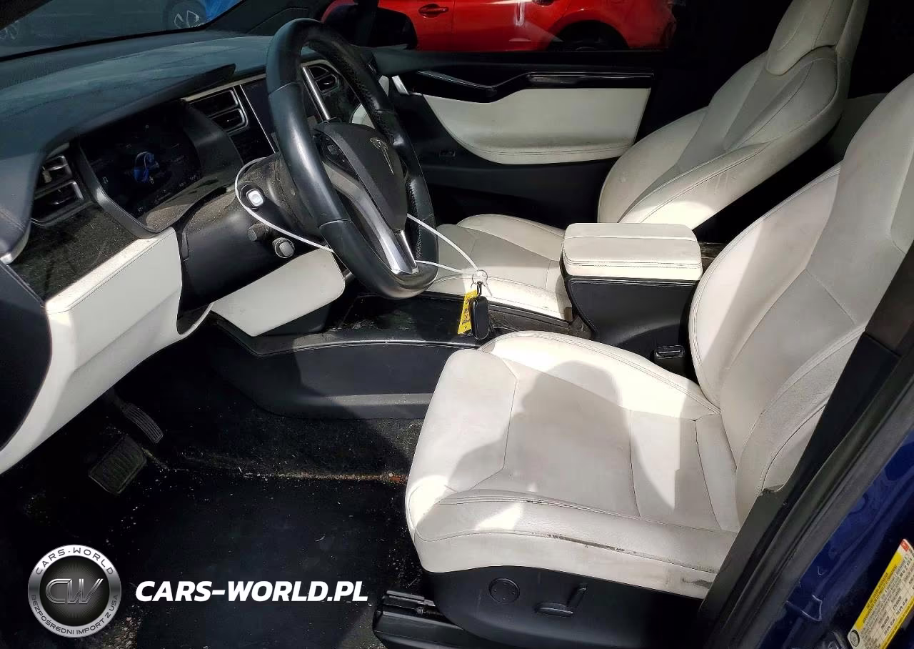 2017 Tesla Model X VIN:5YJXCDE26HF070168 - 7