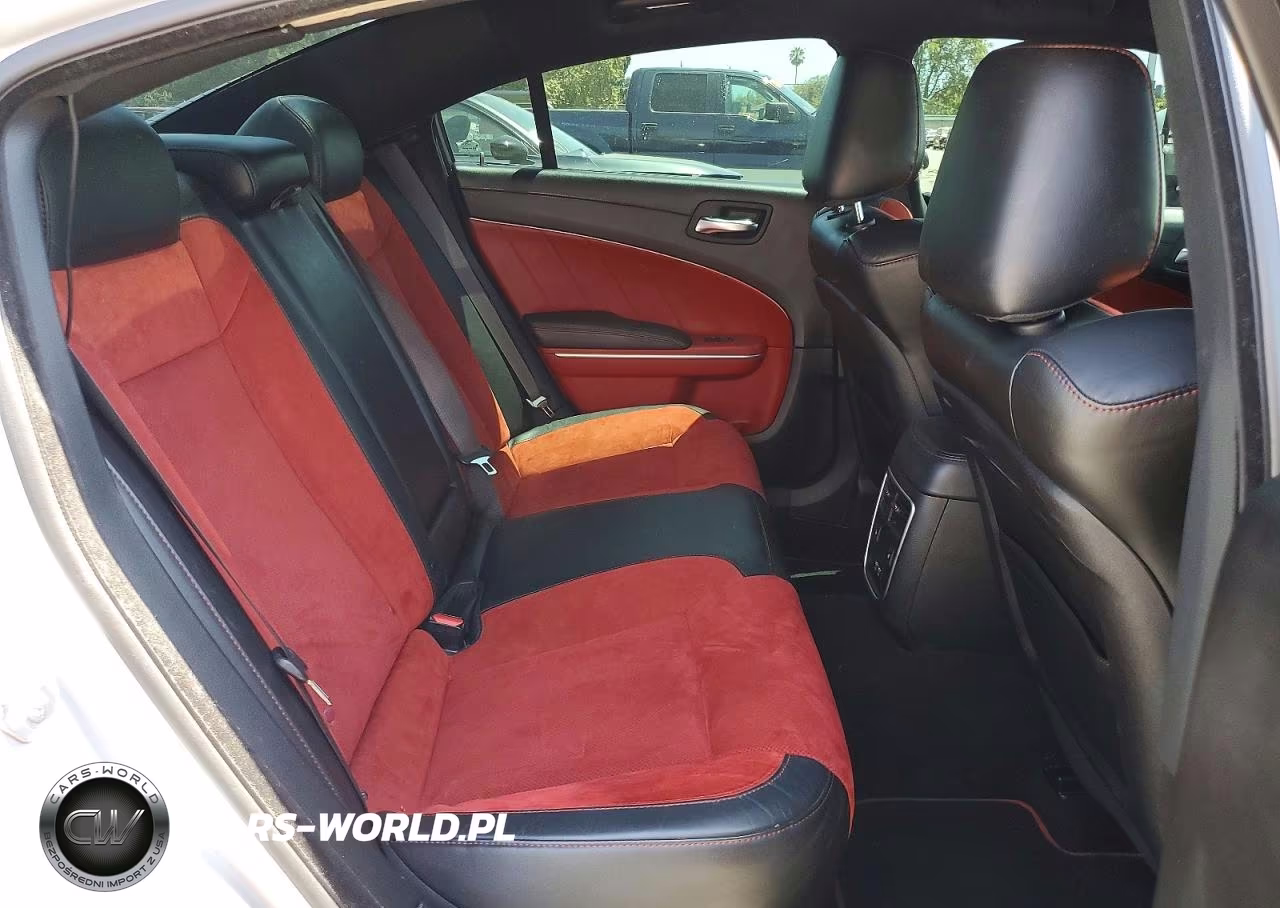 2022 Dodge Charger Scat Pack VIN:2C3CDXGJ8NH170090 - 10