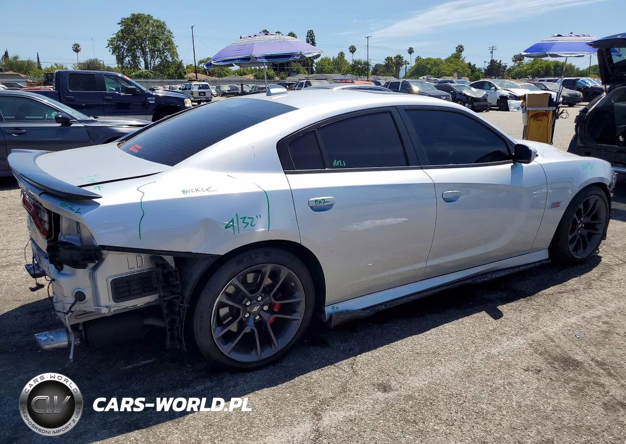 2022 Dodge Charger Scat Pack VIN:2C3CDXGJ8NH170090 - 3