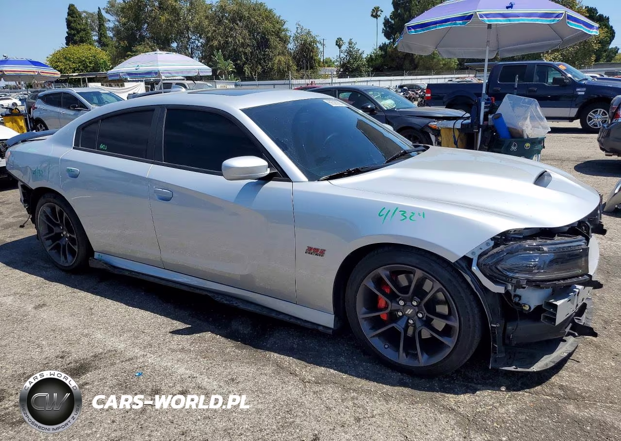 2022 Dodge Charger Scat Pack VIN:2C3CDXGJ8NH170090 - 4