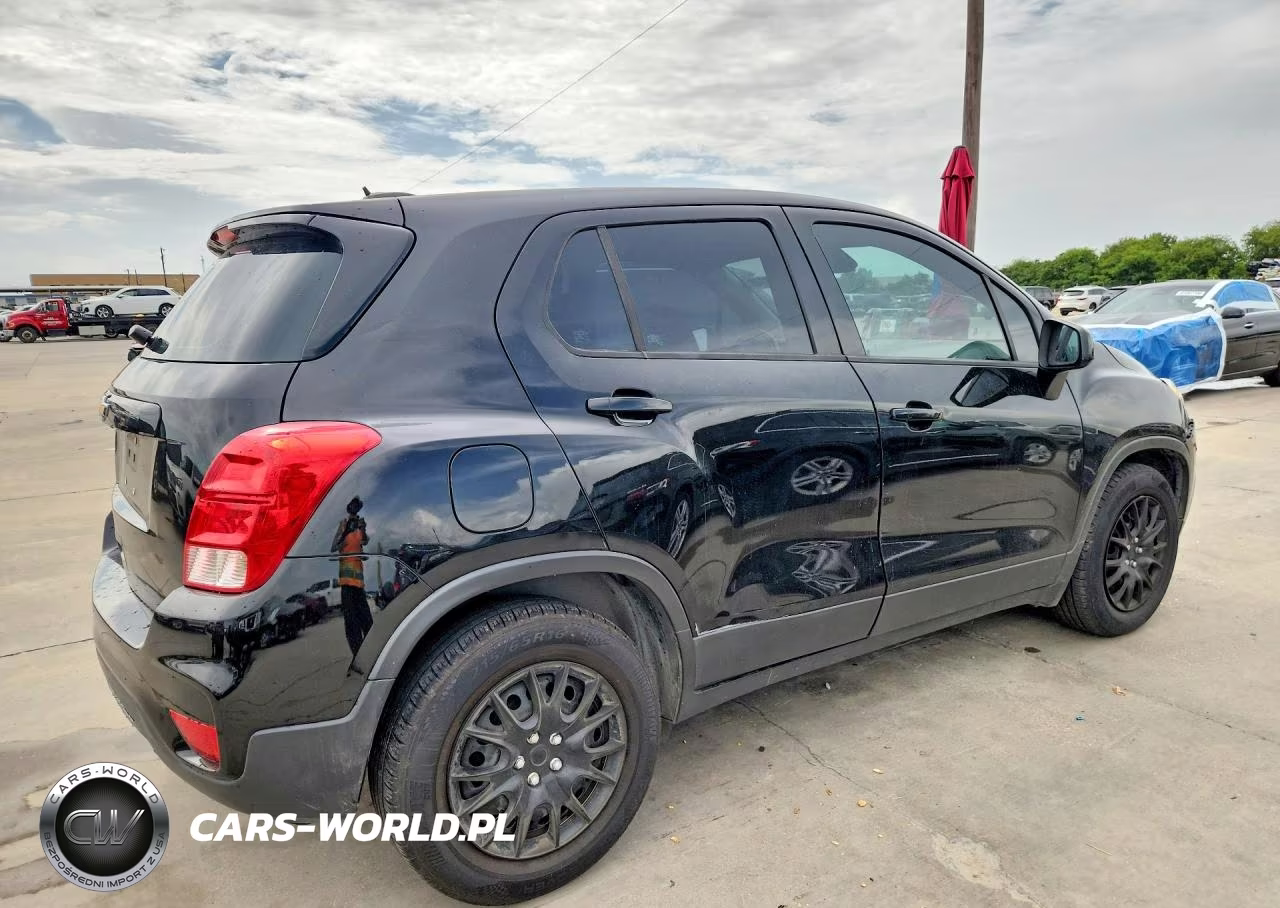 2018 Chevrolet Trax Ls VIN:3GNCJKSB7JL189407 - 3