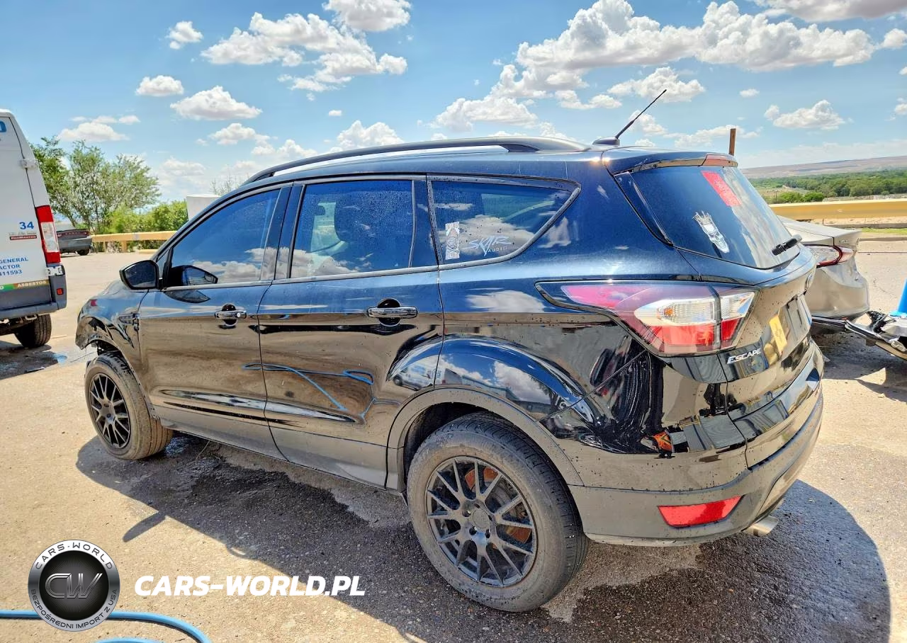 2018 Ford Escape Se VIN:1FMCU9GD4JUA30977 - 2