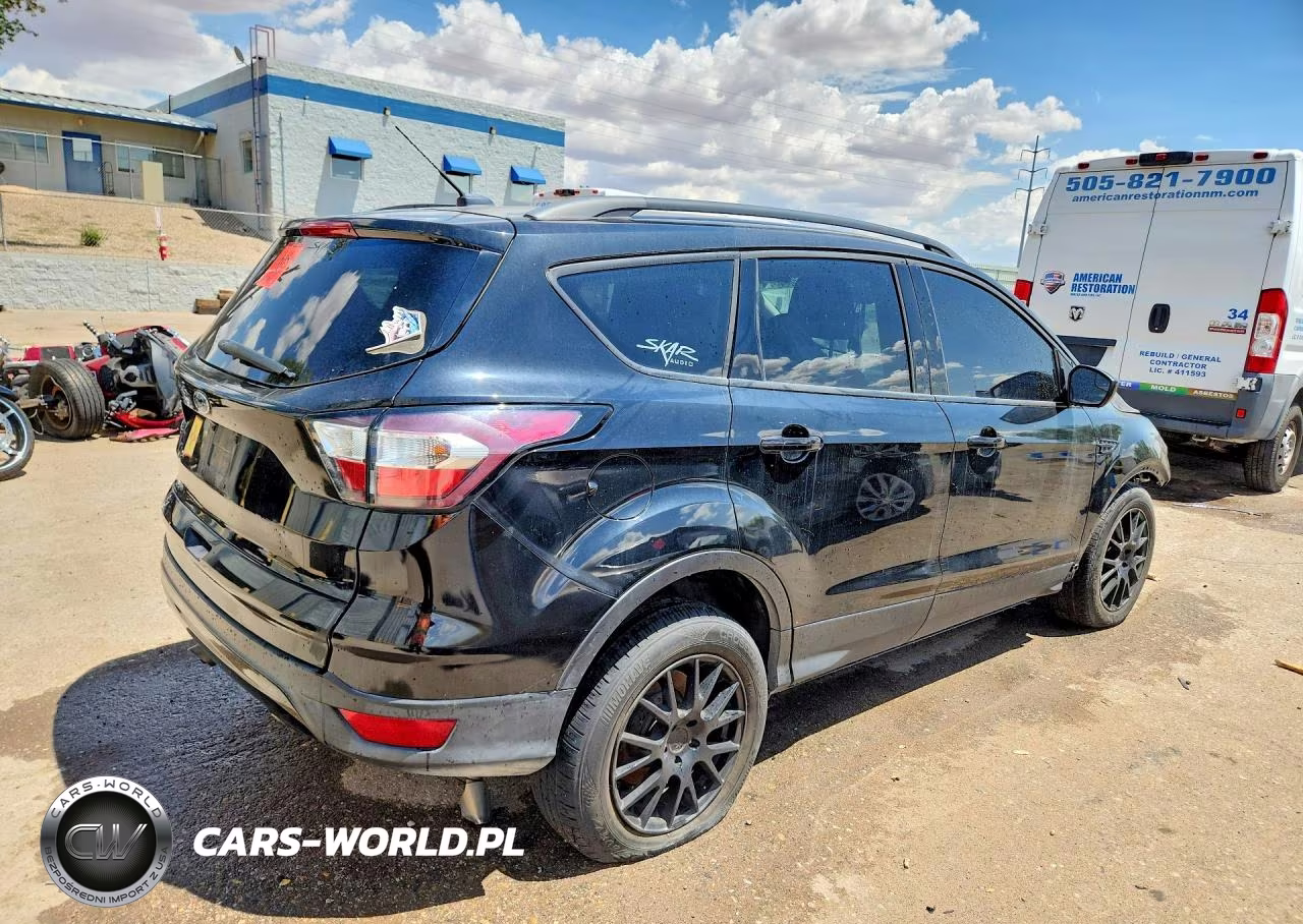 2018 Ford Escape Se VIN:1FMCU9GD4JUA30977 - 3