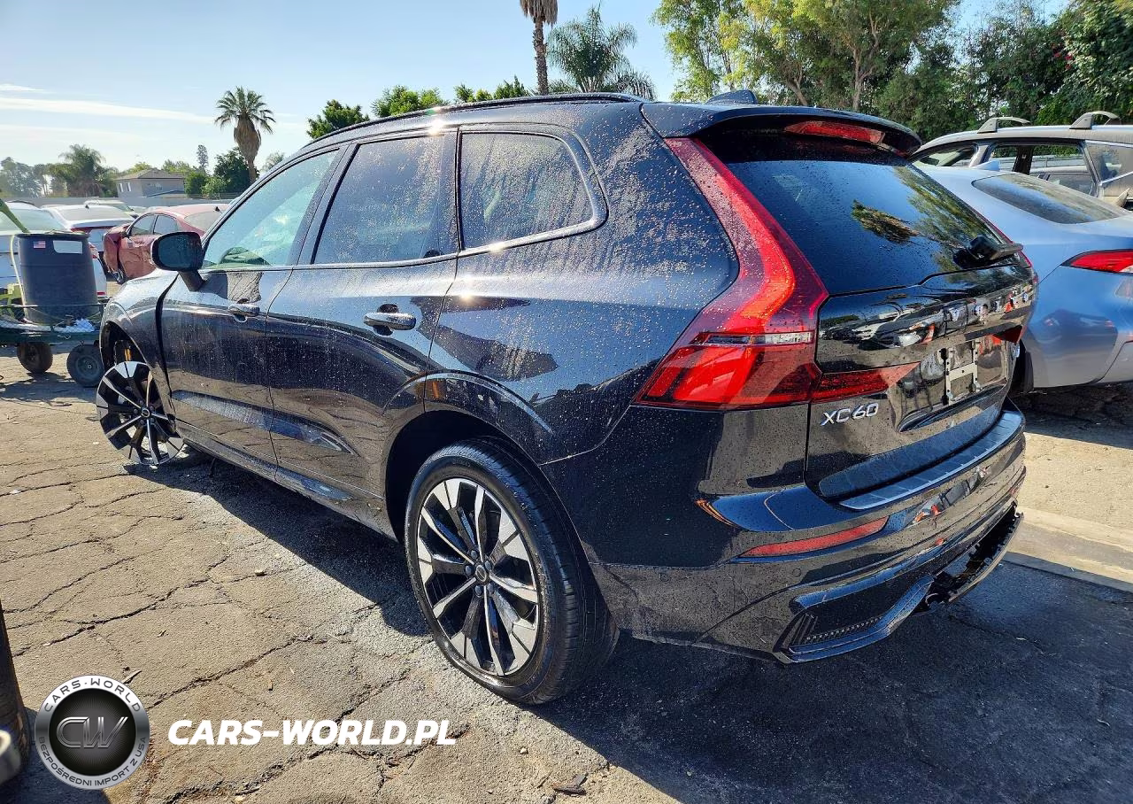 2026 Volvo Xc60 Plus VIN:YV4M12RCXT1444893 - 2