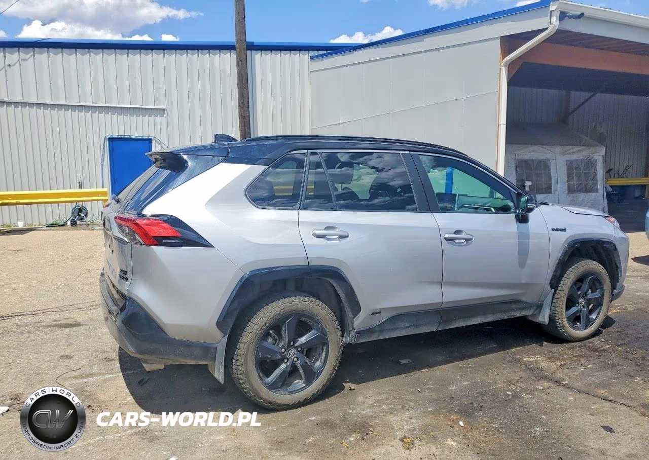 2020 Toyota Rav4 Xse VIN:2T3EWRFV6LW099807 - 3