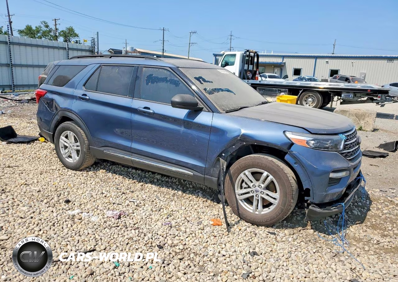 2020 Ford Explorer Xlt VIN:1FMSK8DHXLGC45073 - 4