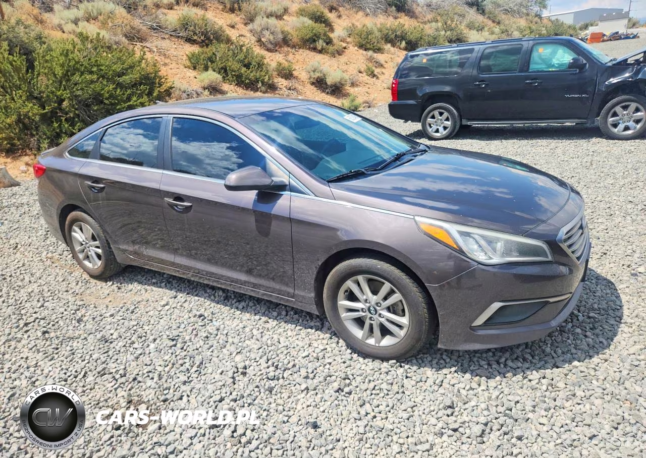 2017 Hyundai Sonata Se VIN:5NPE24AF3HH453120 - 4