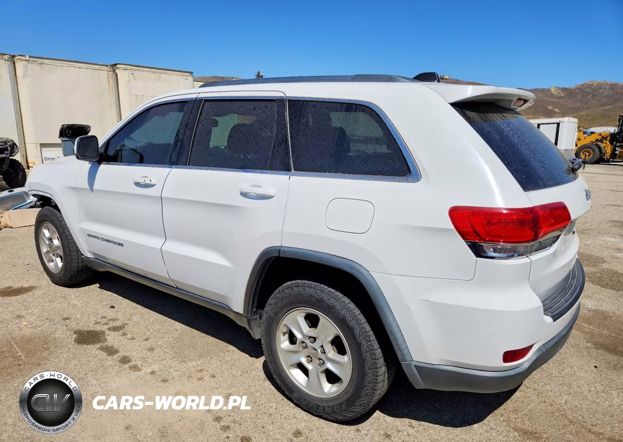 2016 Jeep Grand Cherokee Laredo VIN:1C4RJEAG2GC481052 - 2