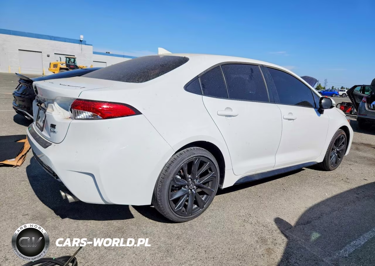 2025 Toyota Corolla Hybrid Se VIN:JTDBCMFEXSJ037743 - 3