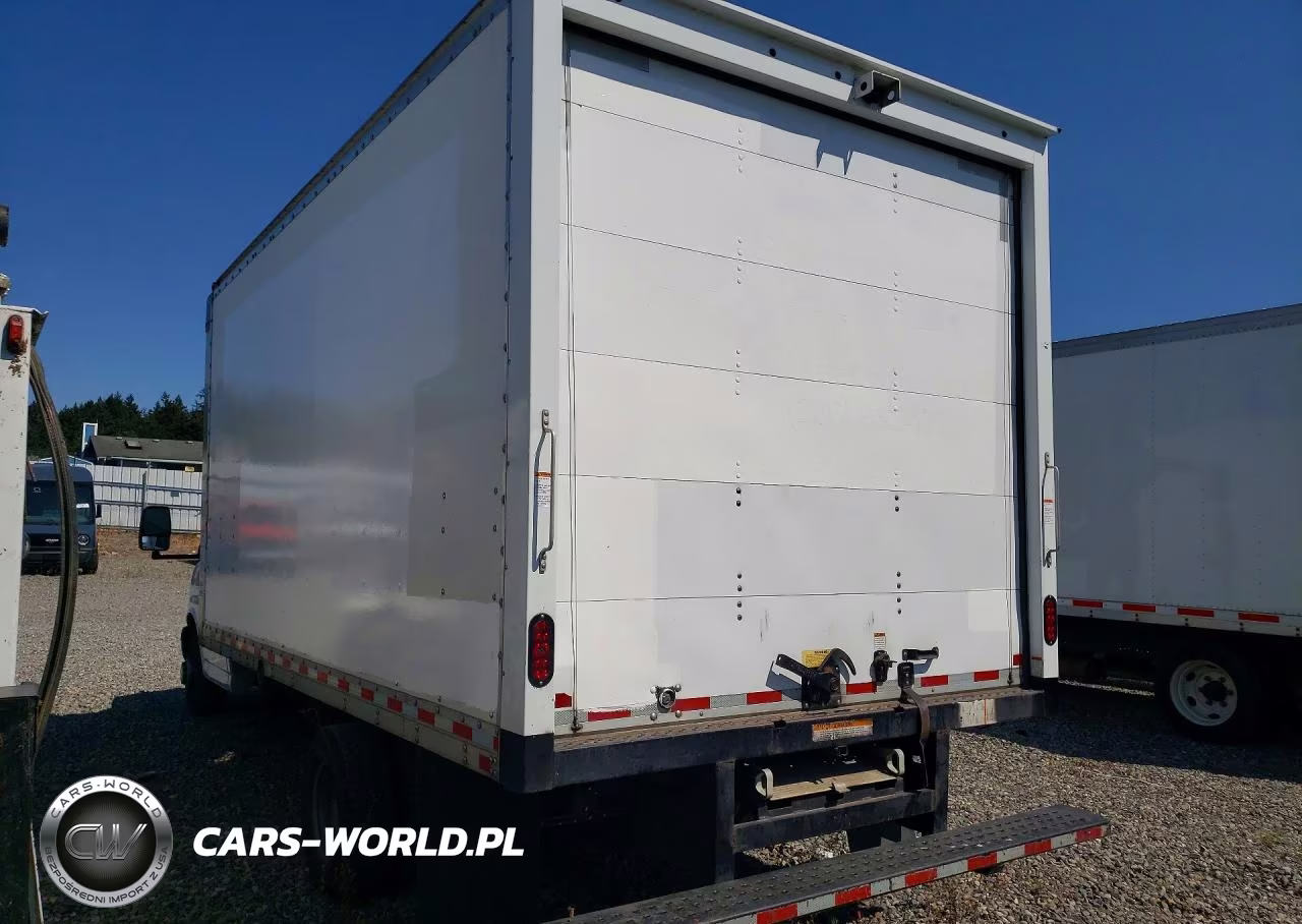 2021 Chevrolet Express Box Truck VIN:1HA6GVC76MN006823 - 2