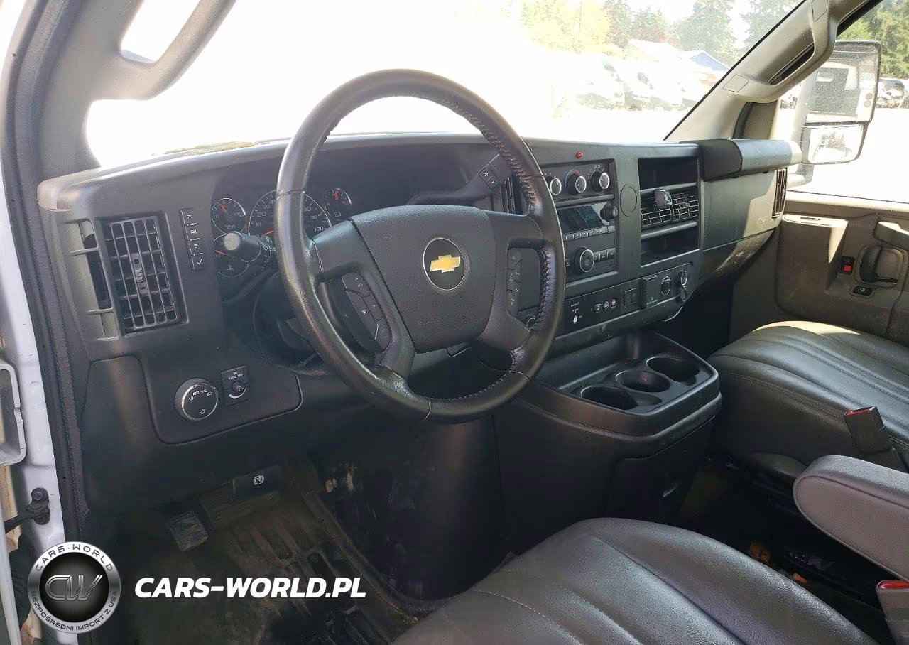 2021 Chevrolet Express Box Truck VIN:1HA6GVC76MN006823 - 8