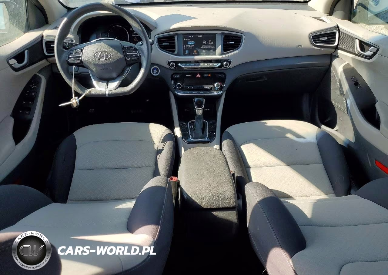 2017 Hyundai Ioniq Blue VIN:KMHC65LC2HU024282 - 8