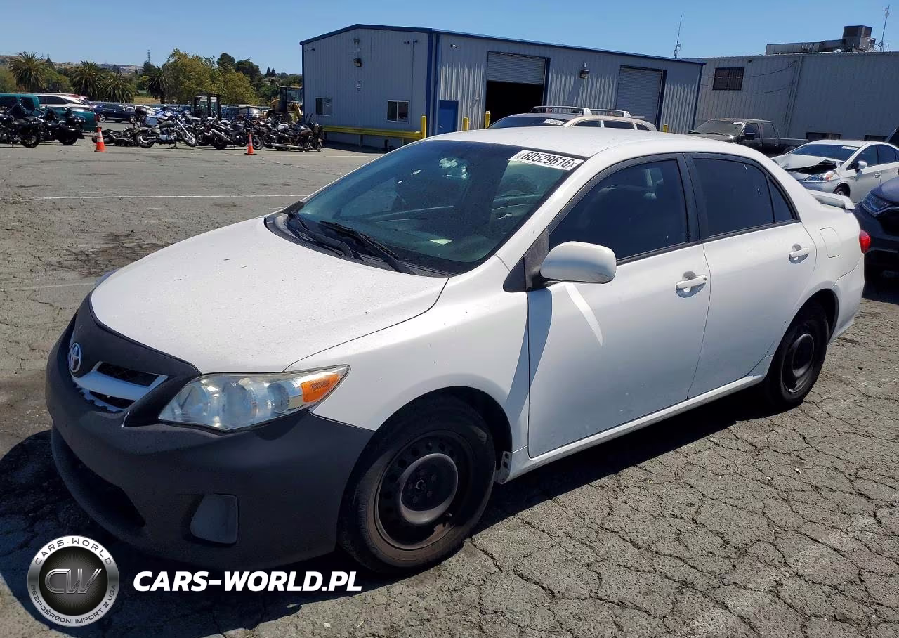 2011 Toyota Corolla Le – zdjęcie 1 z 12