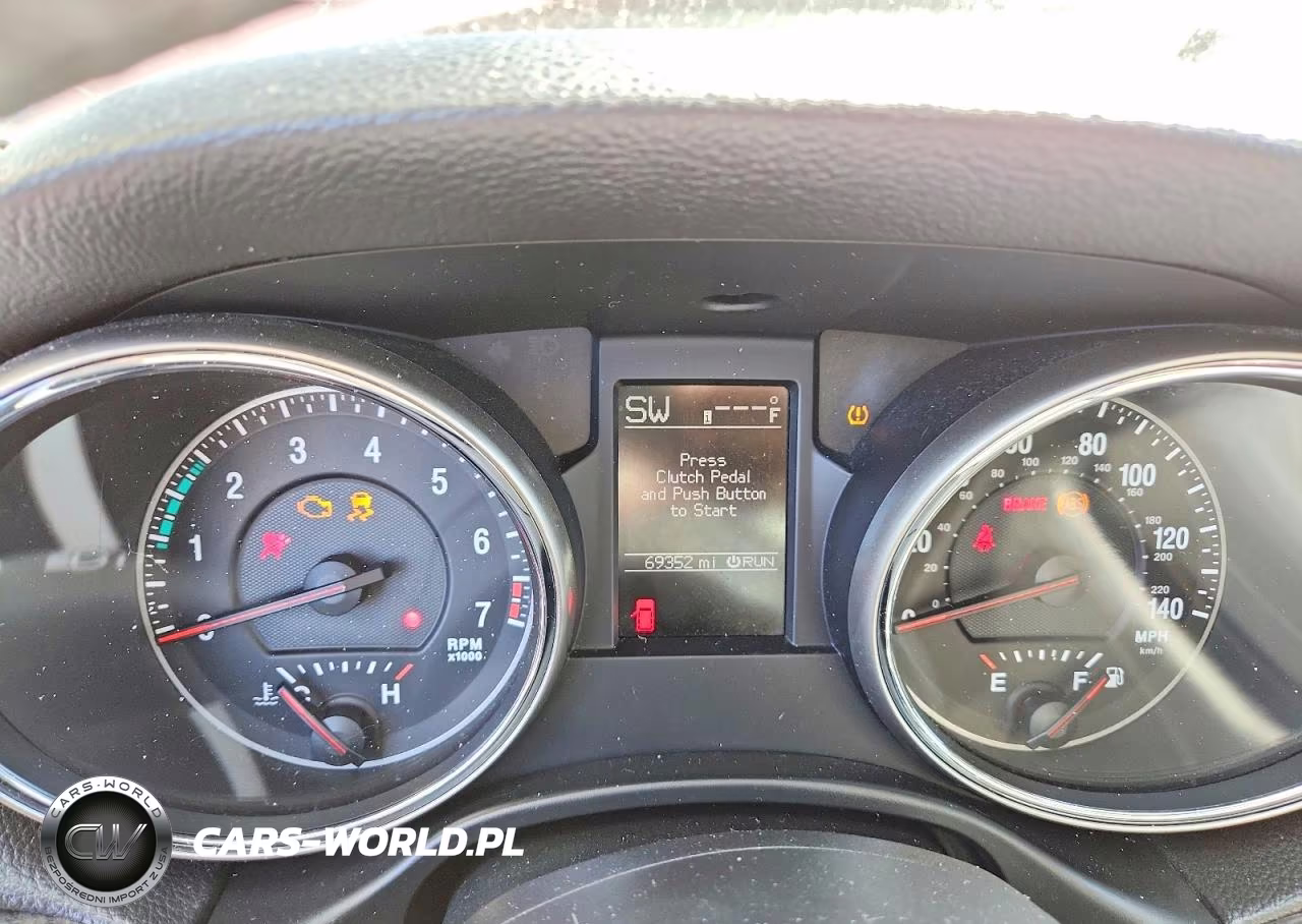 2013 Jeep Grand Cherokee Laredo VIN:1C4RJFAG2DC556446 - 9