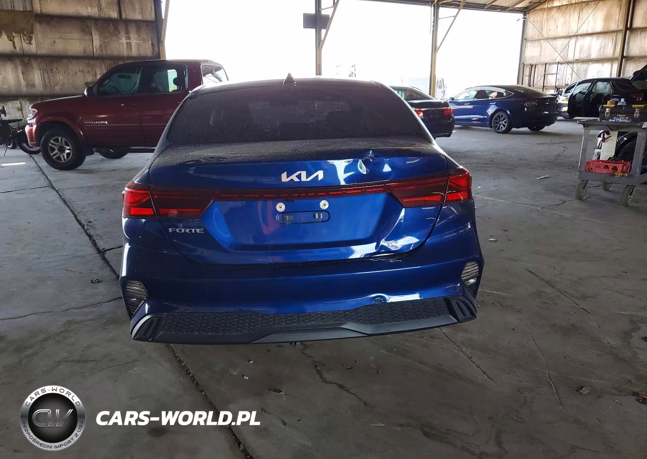 2023 Kia Forte Lxs VIN:3KPF24AD8PE675576 - 6