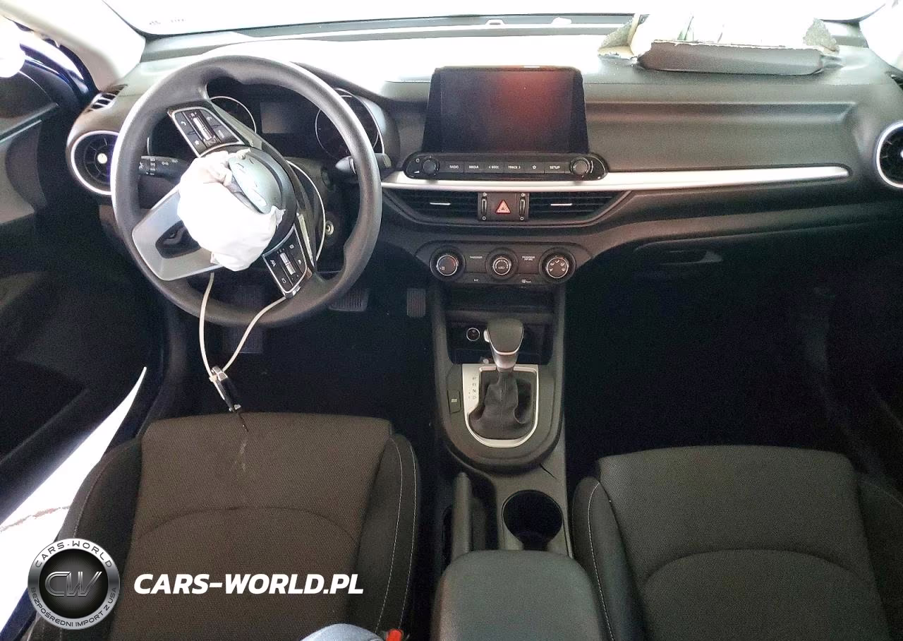 2023 Kia Forte Lxs VIN:3KPF24AD8PE675576 - 8
