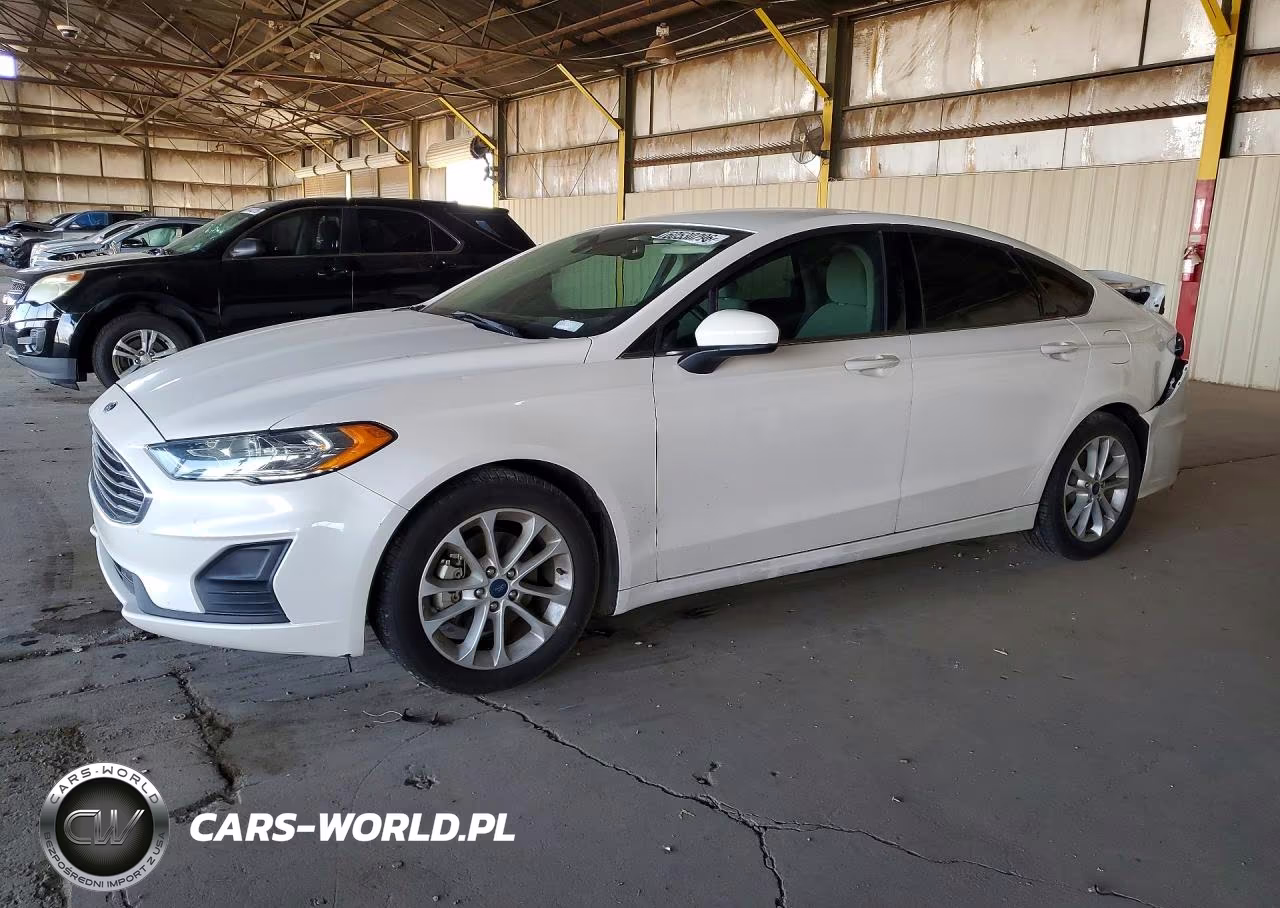 2019 Ford Fusion Se – zdjęcie 1 z 12