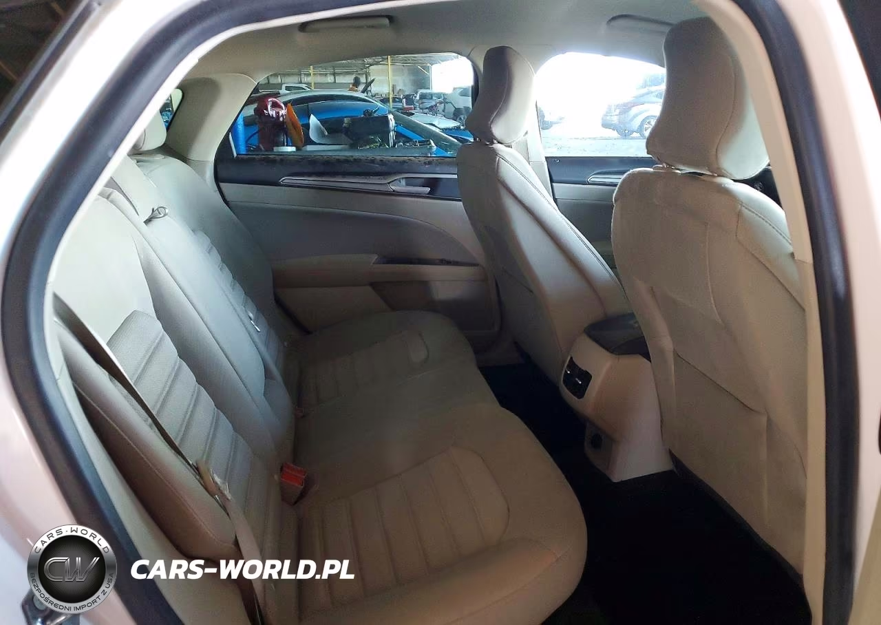 2019 Ford Fusion Se VIN:3FA6P0HD3KR149072 - 10