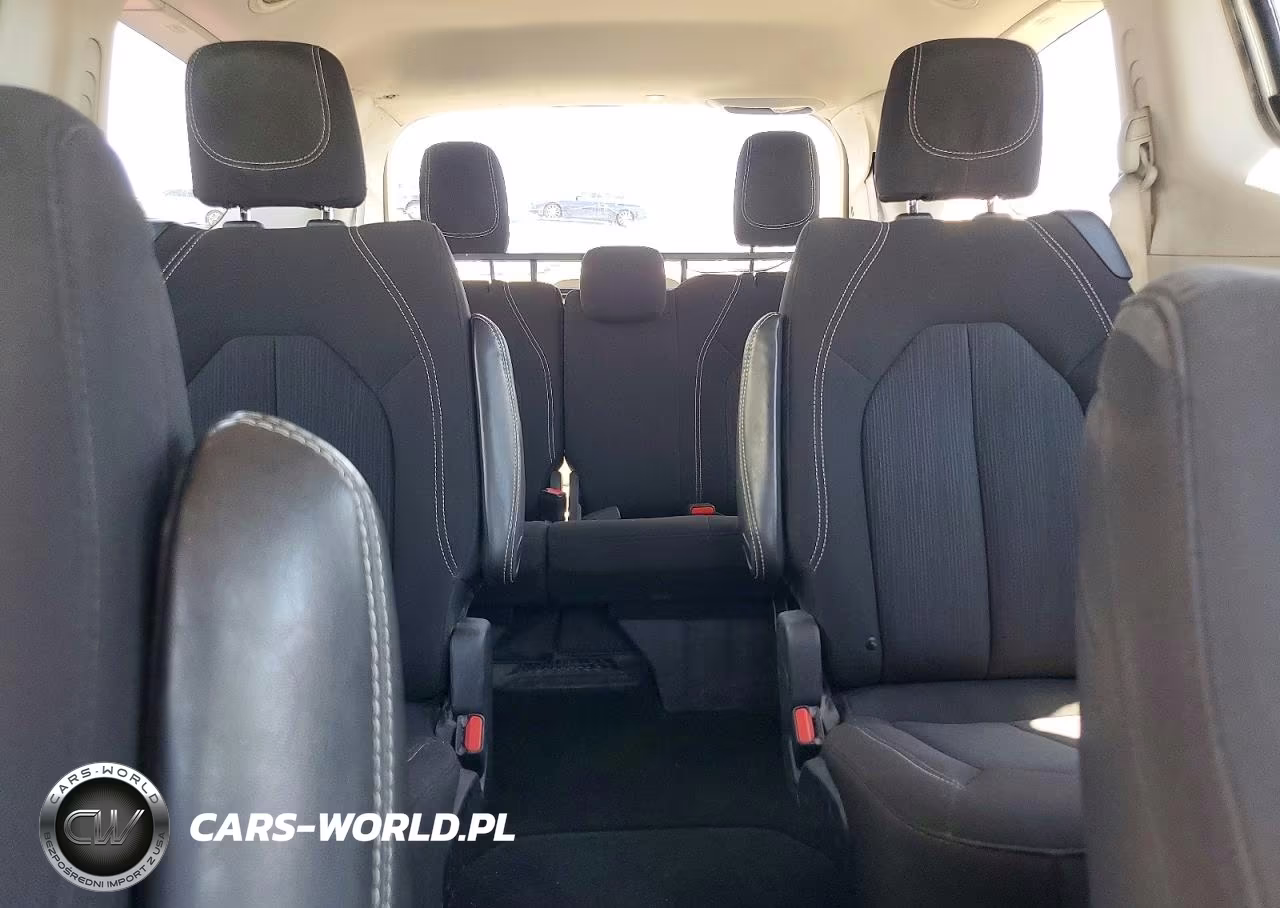 2023 Chrysler Voyager Lx VIN:2C4RC1CG9PR553999 - 10