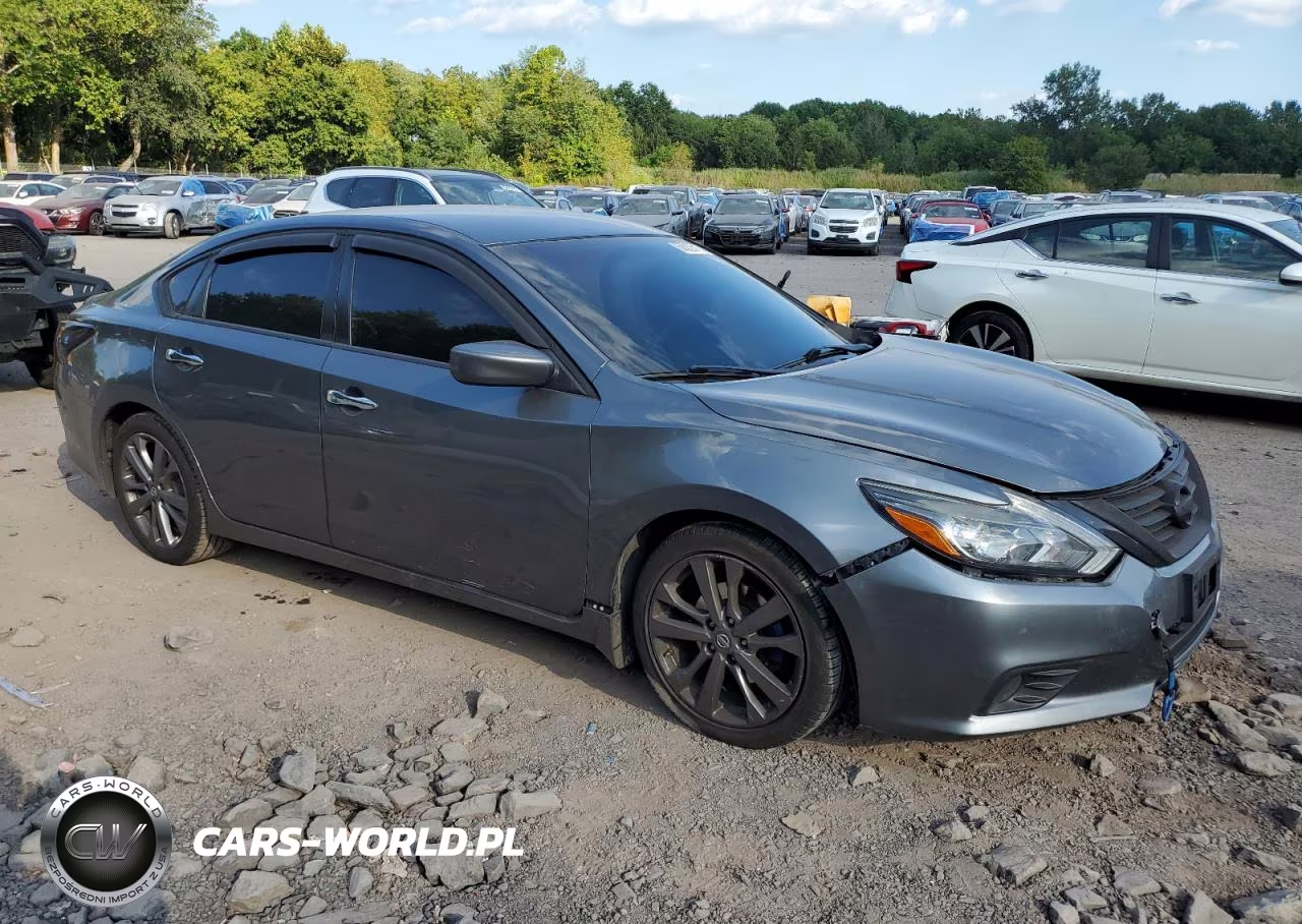 2018 Nissan Altima 2.5 VIN:1N4AL3AP6JC261972 - 4
