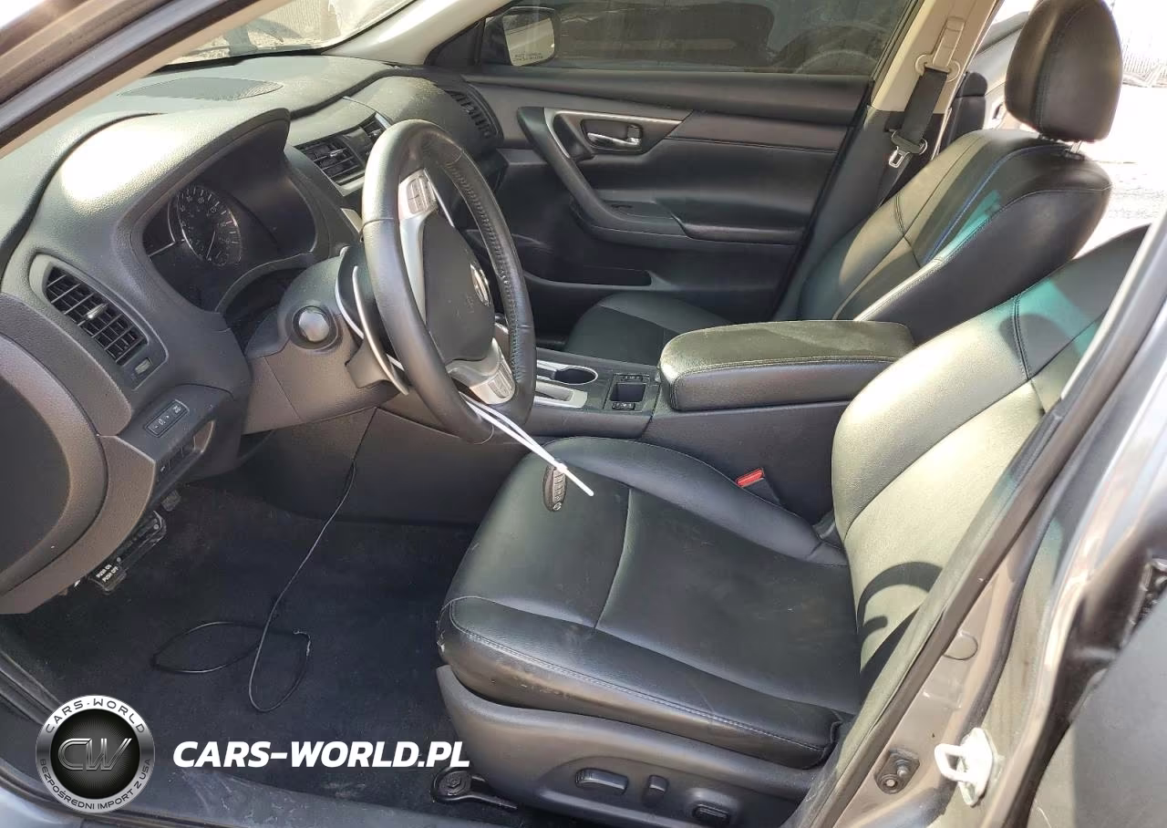 2018 Nissan Altima 2.5 VIN:1N4AL3AP6JC261972 - 7
