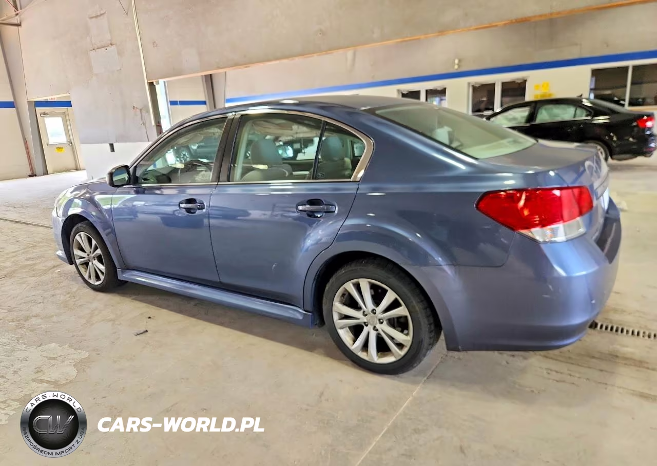 2014 Subaru Legacy 2.5I VIN:4S3BMBA62E3036810 - 4