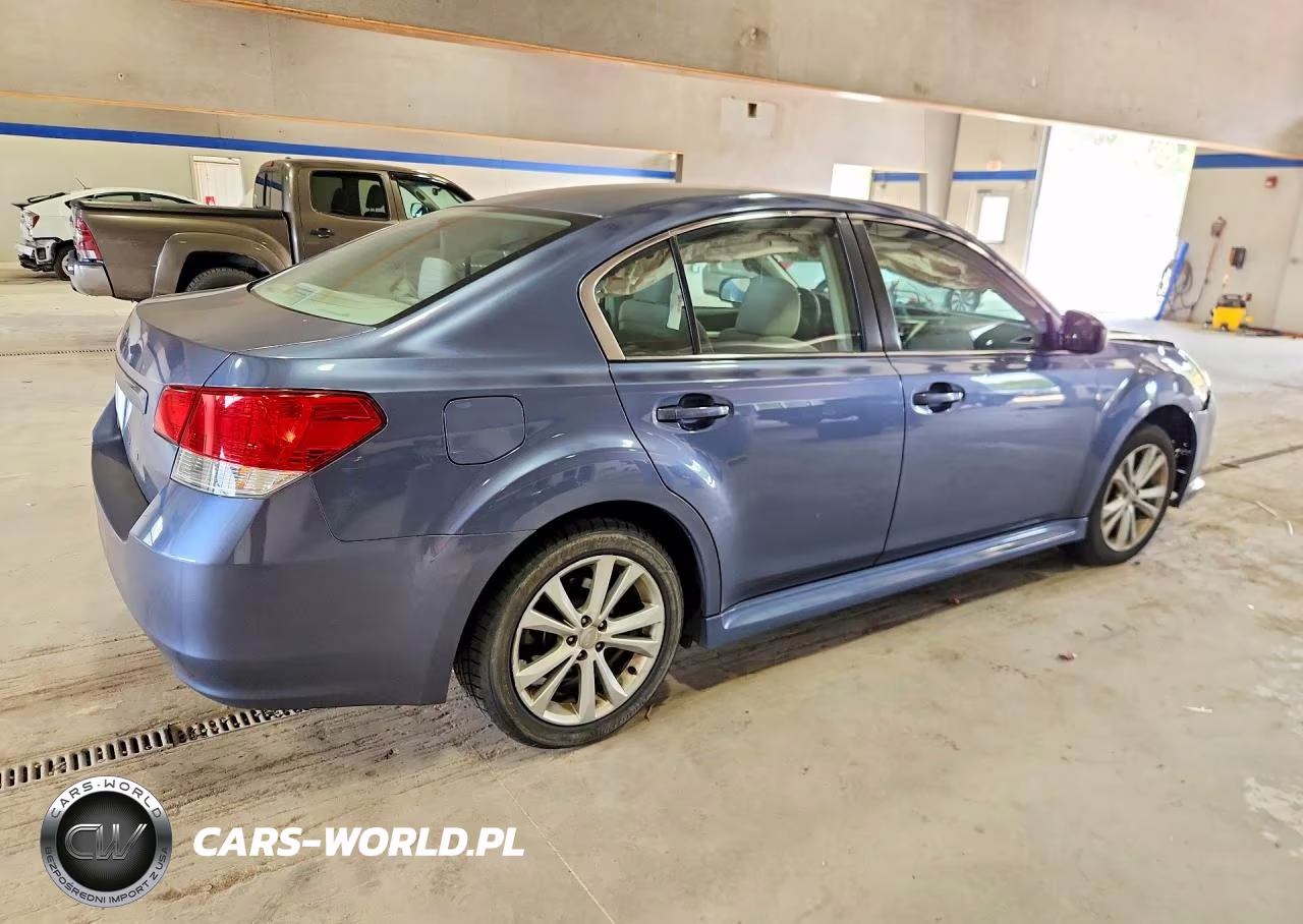 2014 Subaru Legacy 2.5I VIN:4S3BMBA62E3036810 - 5