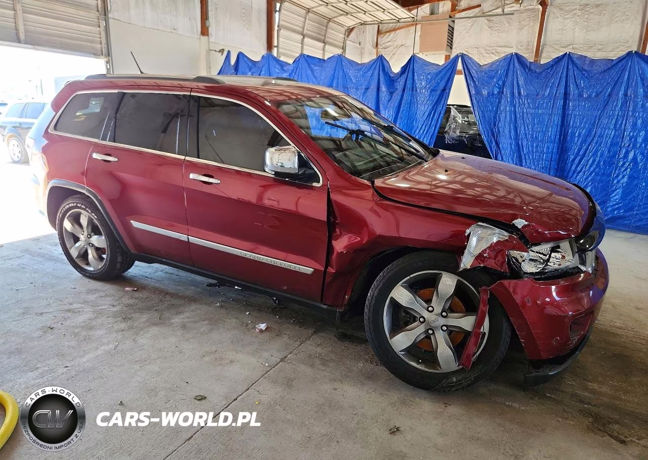 2013 Jeep Grand Cherokee Overland VIN:1C4RJFCTXDC620498 - 4