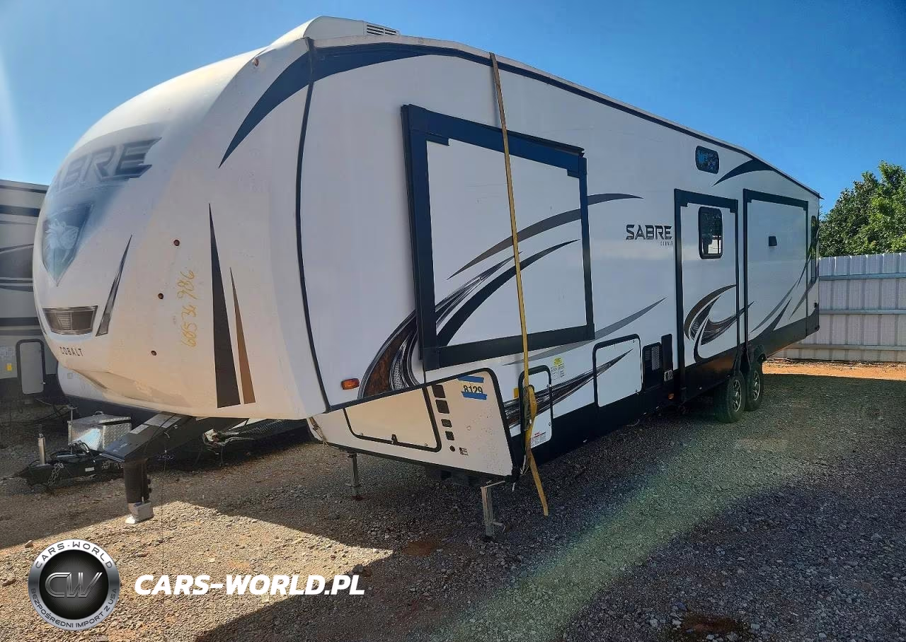 2020 Forest River Sabre Camper VIN:5ZT3SR1B8L6104358 - 2