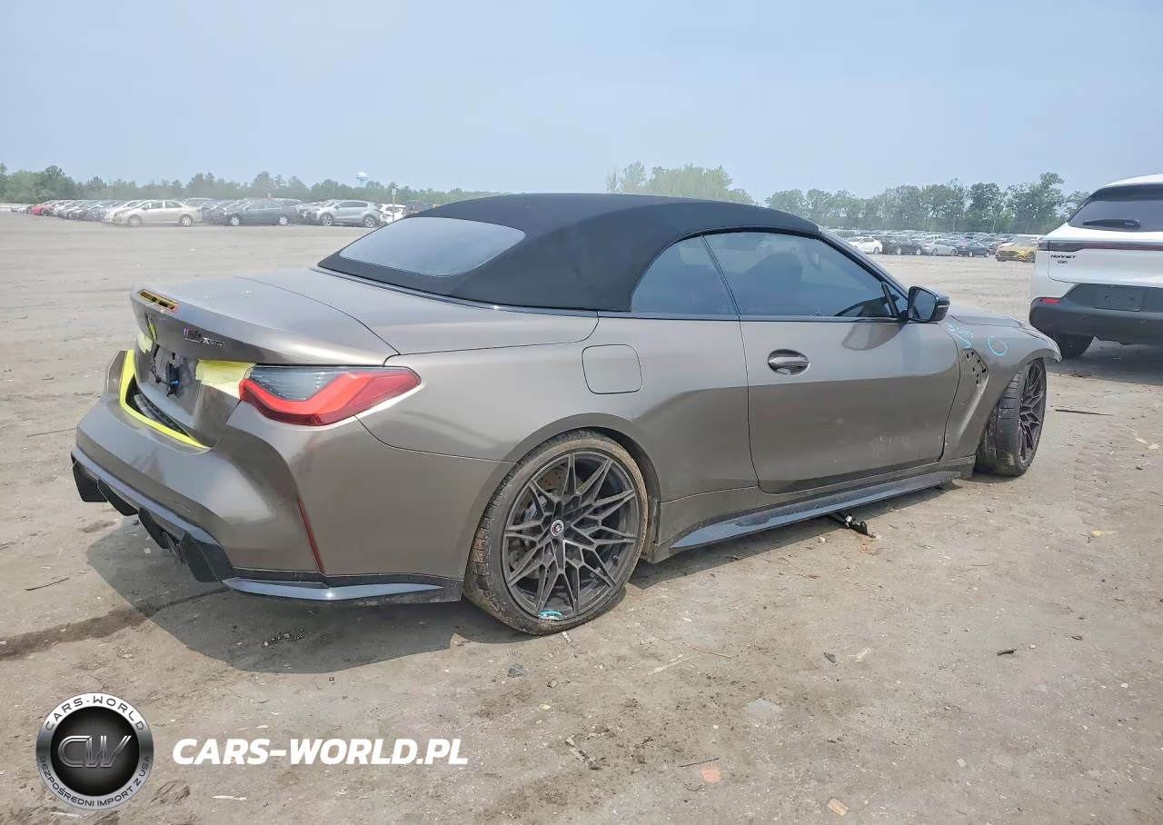 2023 BMW M4 Competition VIN:WBS33BA02PCL12269 - 3