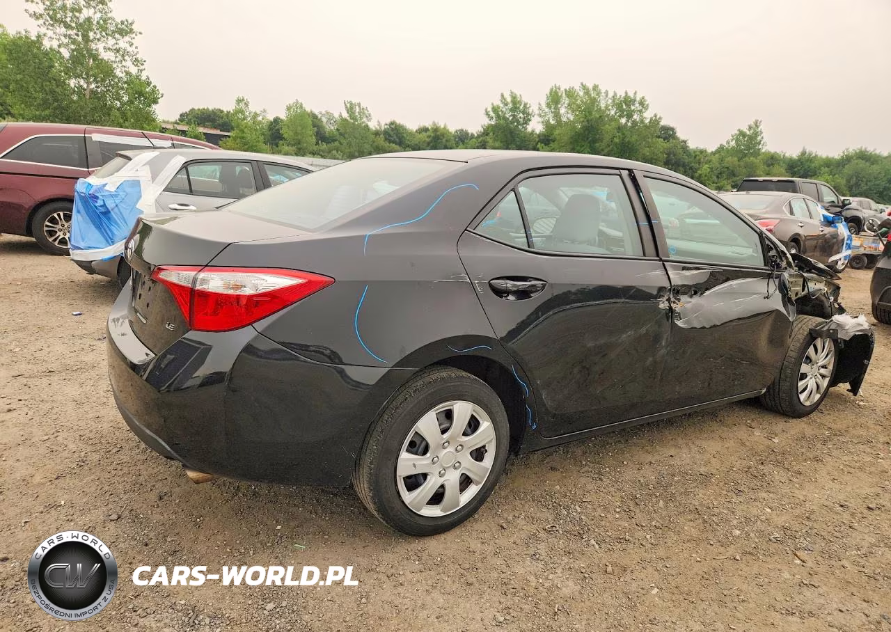 2016 Toyota Corolla Le VIN:2T1BURHE1GC576617 - 3