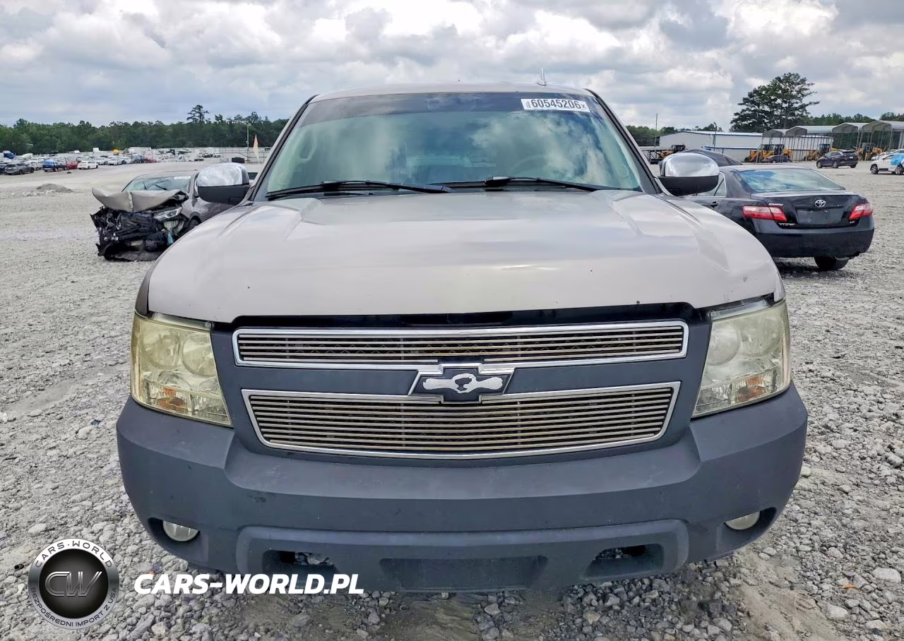 2007 Chevrolet Suburban C1500 VIN:1GNFC16J47J355207 - 5