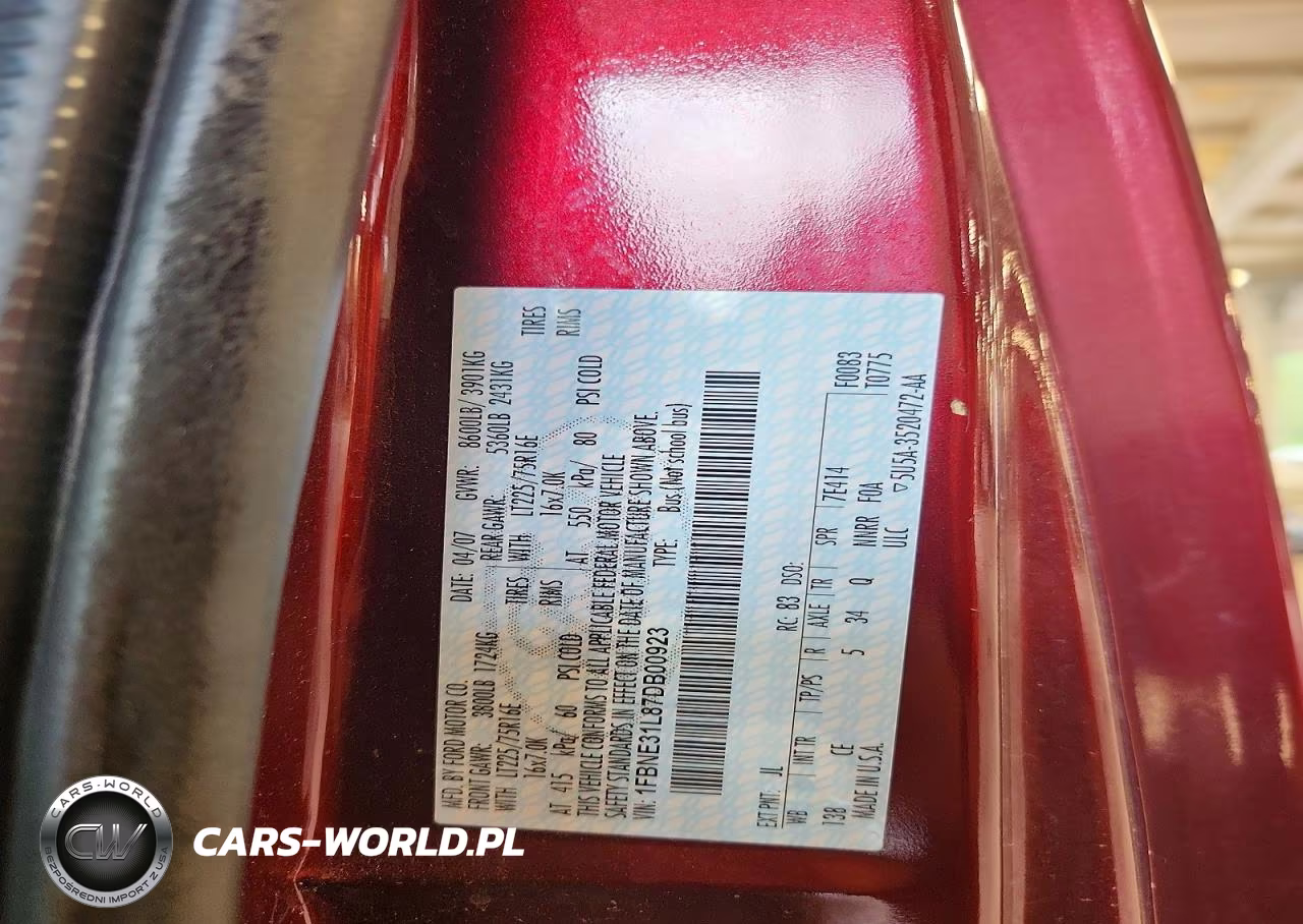 2007 Ford Econoline E350 Super Duty Wagon VIN:1FBNE31L87DB00923 - 13