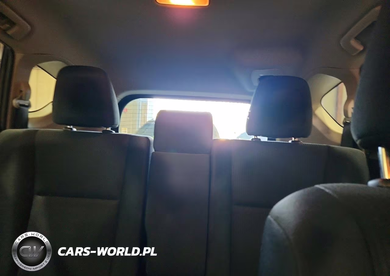 2015 Toyota Rav4 Le VIN:JTMBFREVXFJ040217 - 10