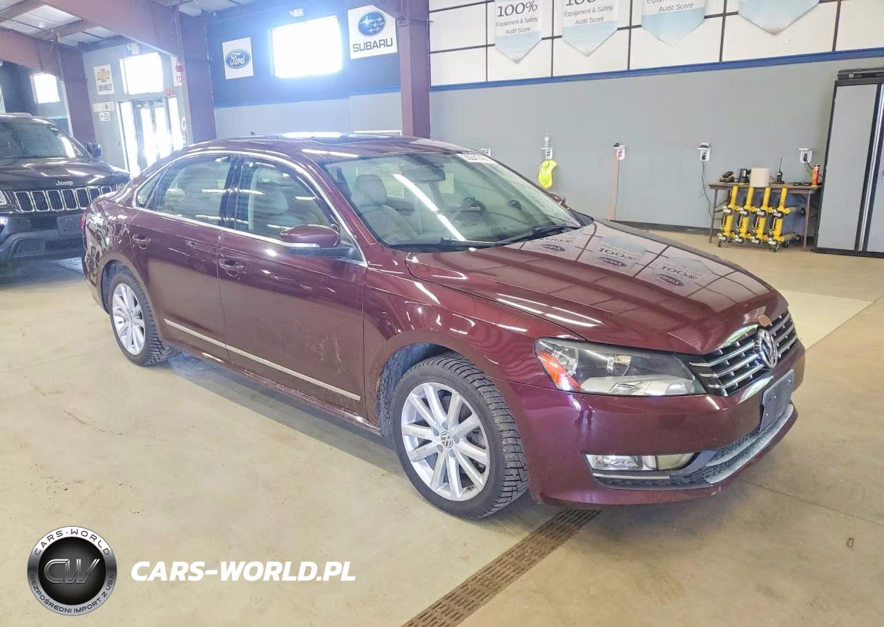 2013 Volkswagen Passat Sel VIN:1VWCN7A36DC149353 - 4