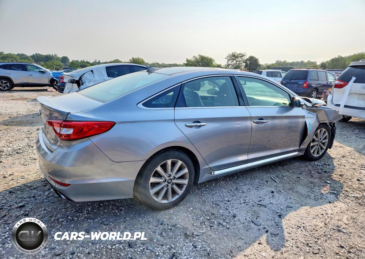 2016 Hyundai Sonata Limited VIN:5NPE34AF3GH434837 - 3