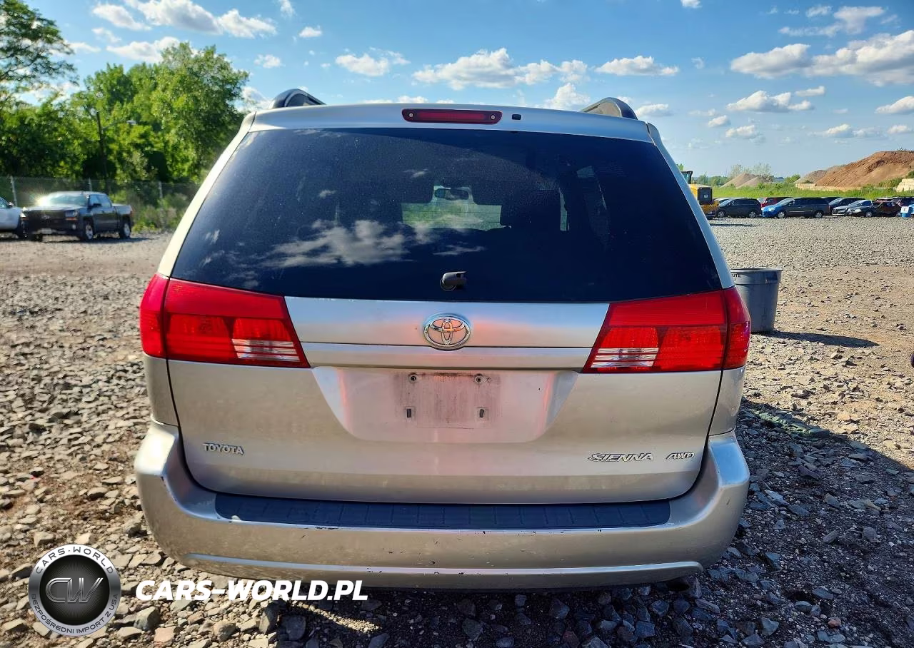 2004 Toyota Sienna Le VIN:5TDBA23C74S008445 - 6