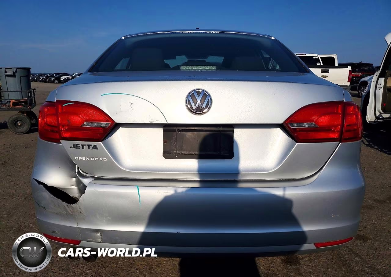 2011 Volkswagen Jetta Base VIN:3VW2K7AJ3BM090244 - 6