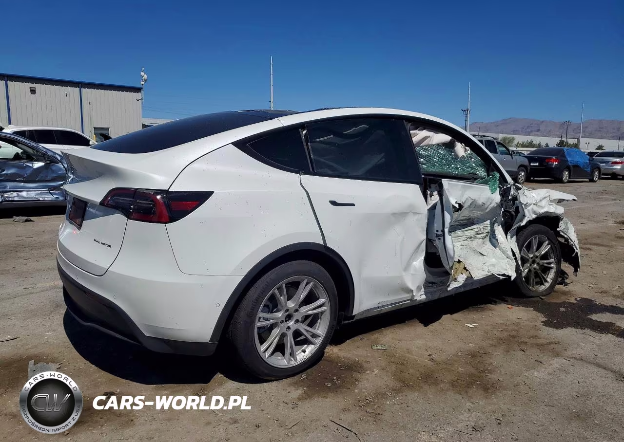 2021 Tesla Model Y VIN:5YJYGDEE9MF298727 - 3