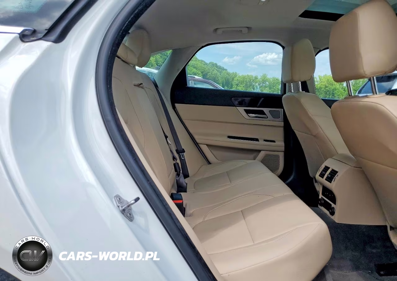 2017 Jaguar Xf VIN:SAJBR4BN2HCY42624 - 10
